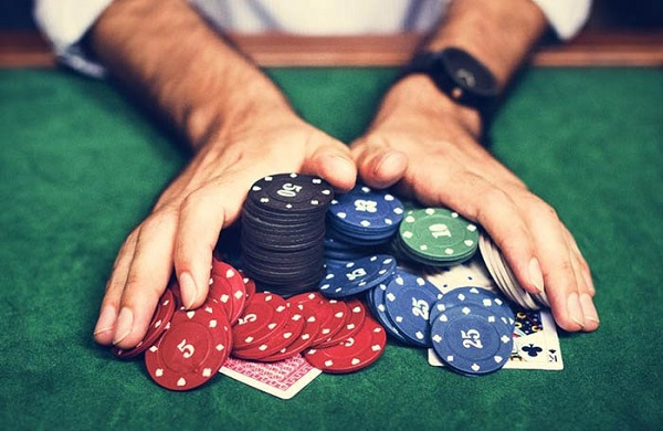 Game Poker online uang asli: Bagaimana Cara Menang?