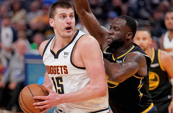 Cara Cerdas Menggabungkan Taruhan Parlay Bola Basket